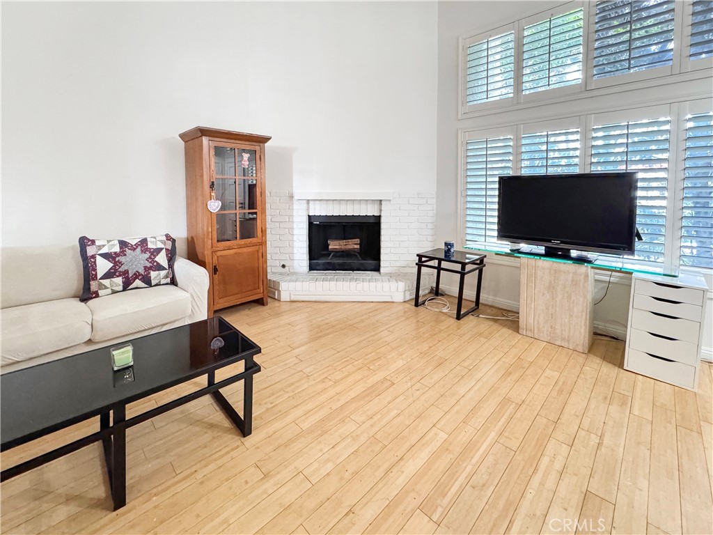 MLS #MB25256105 image #4