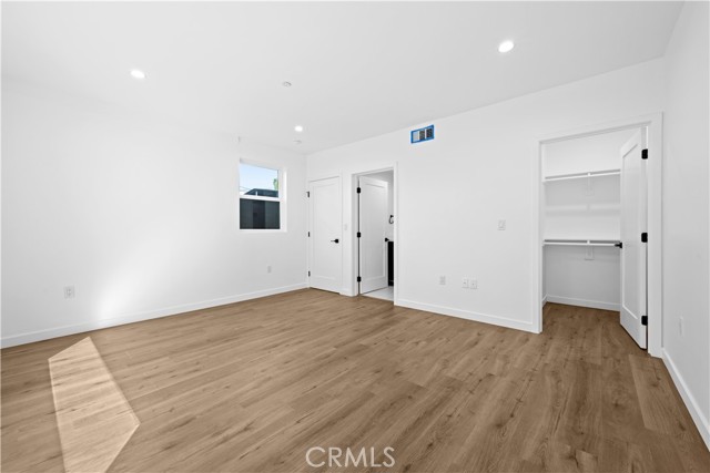 MLS #MB25260359 image #12