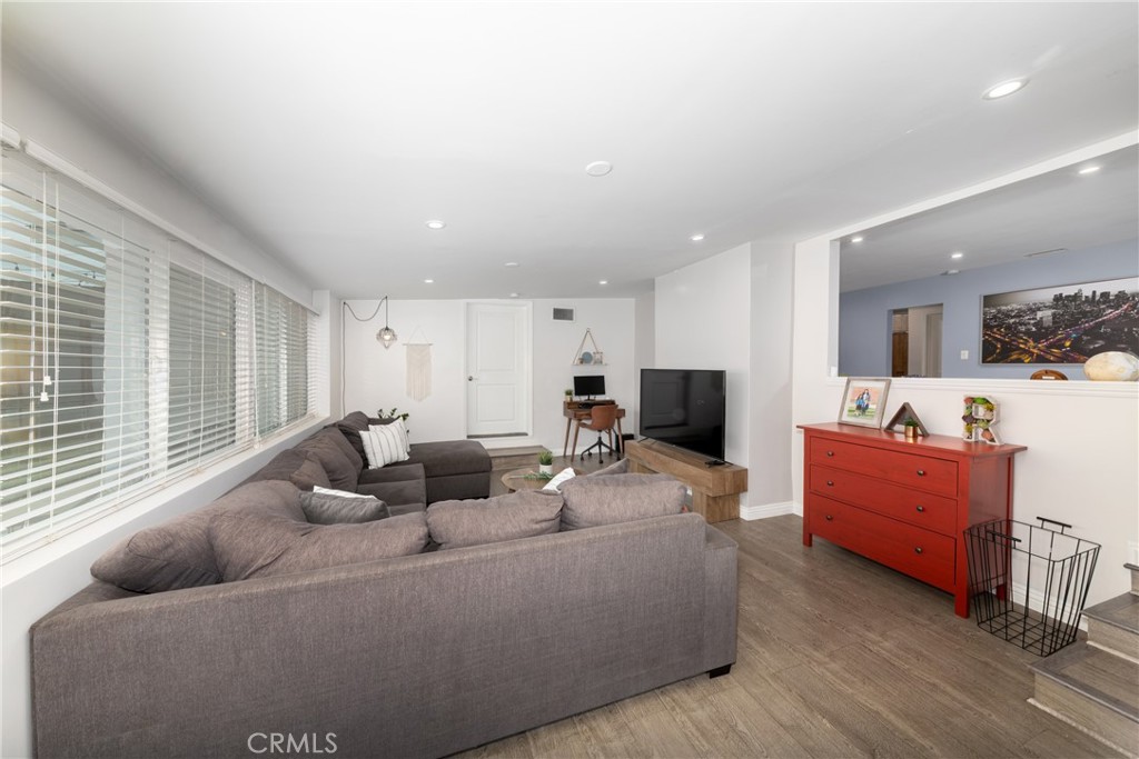 MLS #MB25262635 image #12