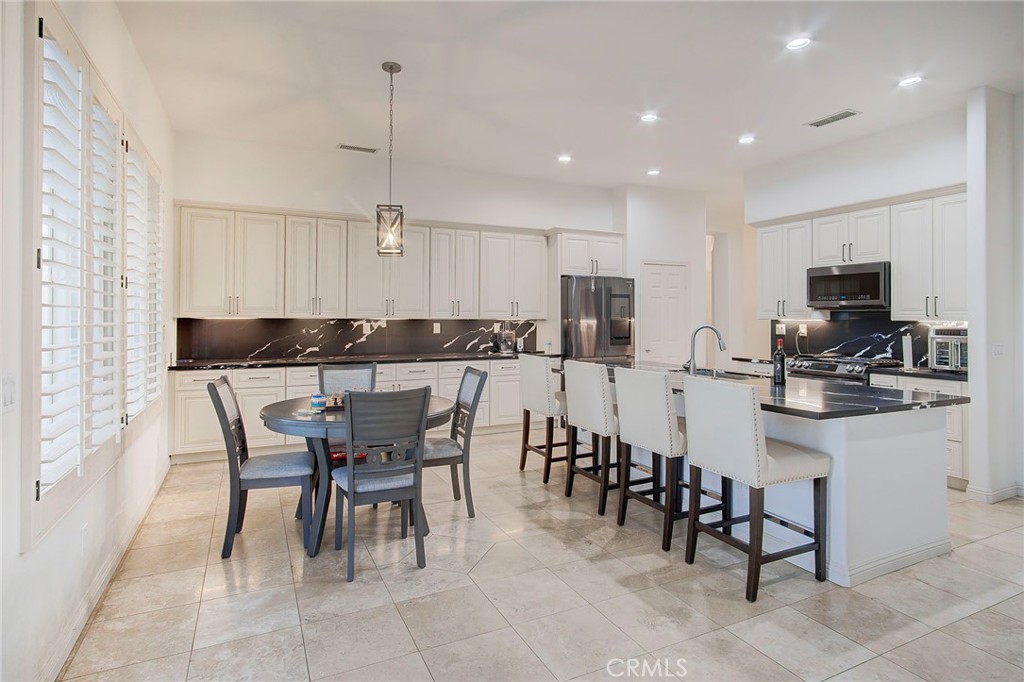 MLS #MB25279592 image #30