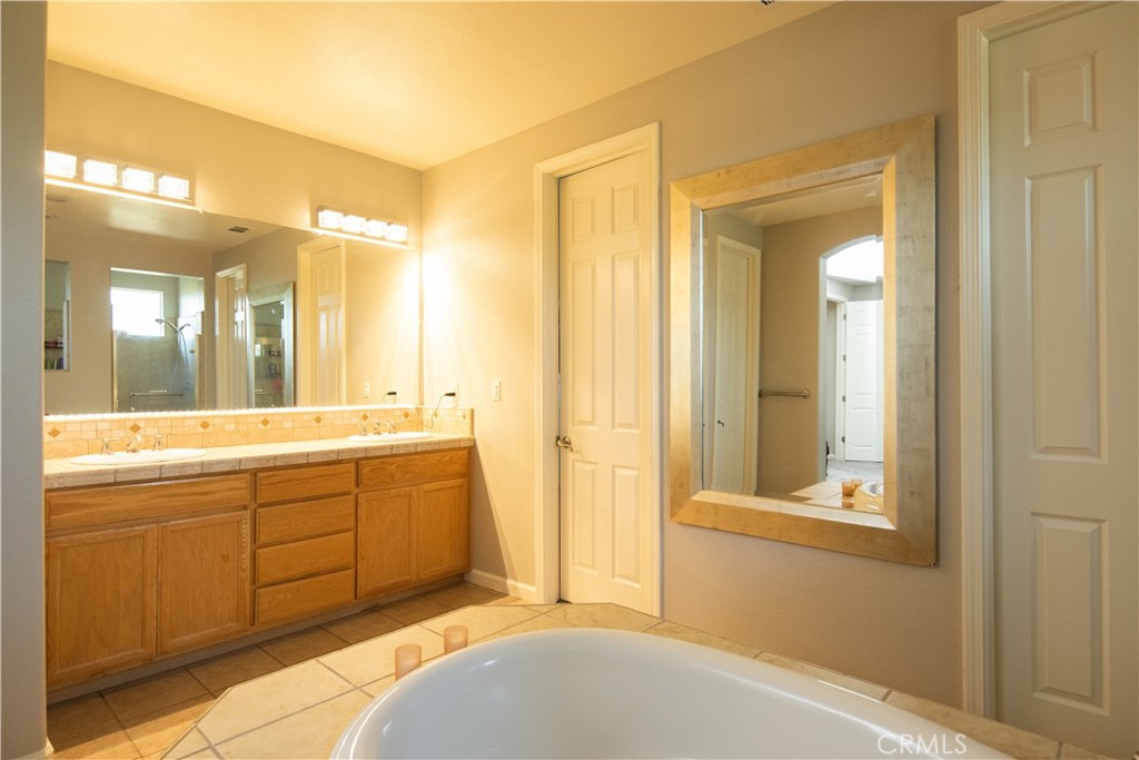 MLS #MC25067571 image #21