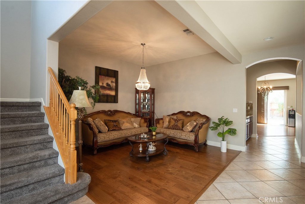 MLS #MC25067571 image #3