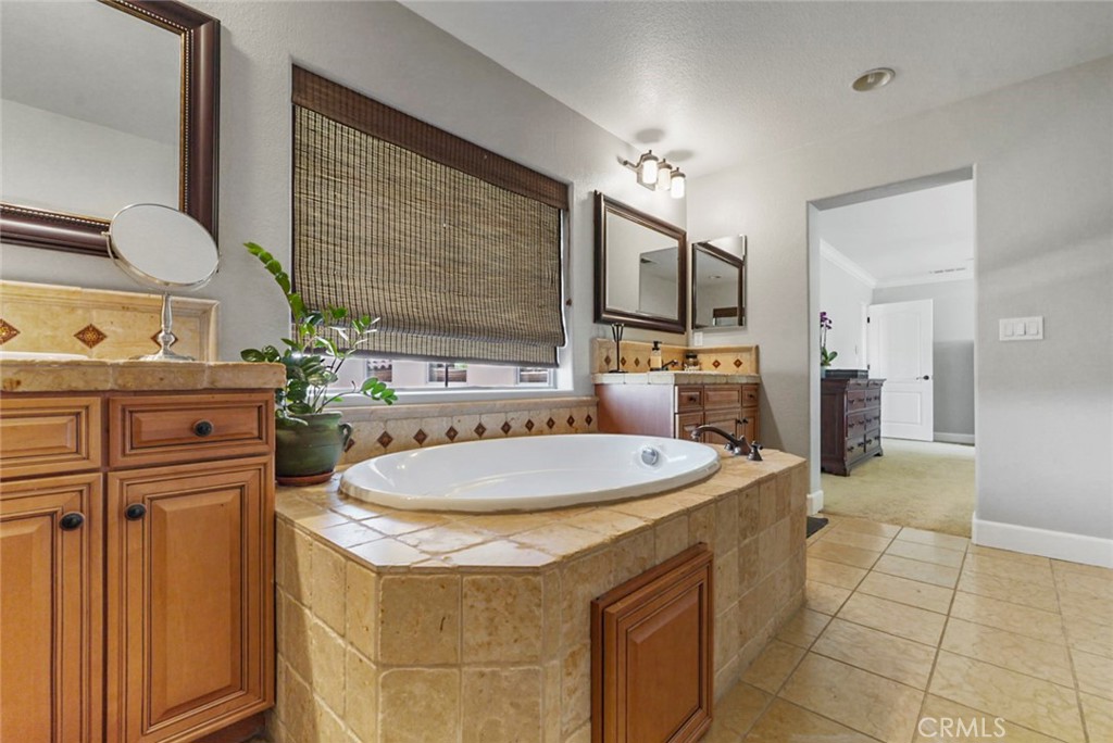 MLS #MC25214421 image #49