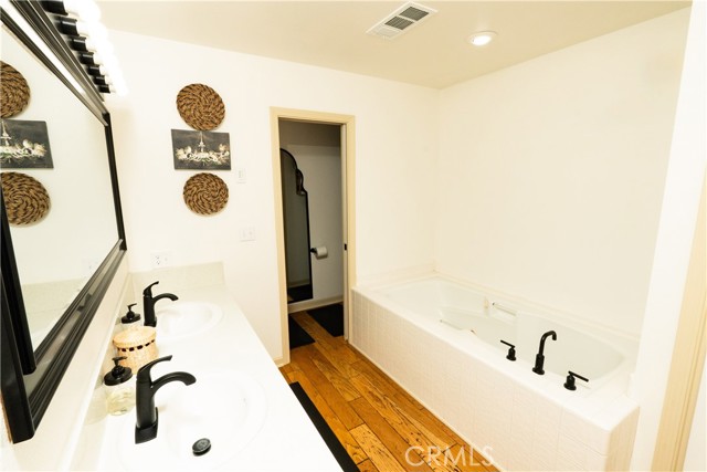 MLS #MC25214507 image #39