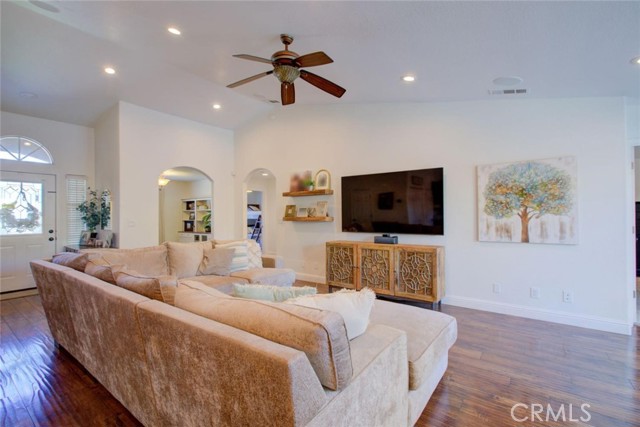 MLS #MC25214985 image #9