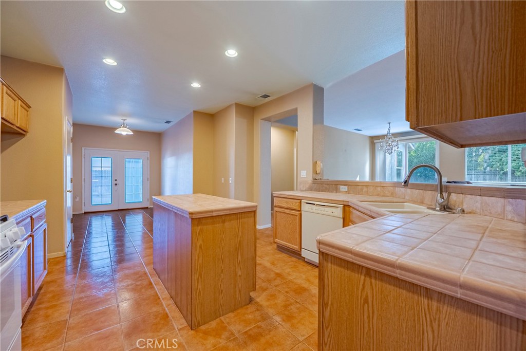 MLS #MC25246038 image #8