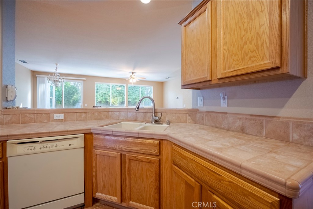 MLS #MC25246038 image #9