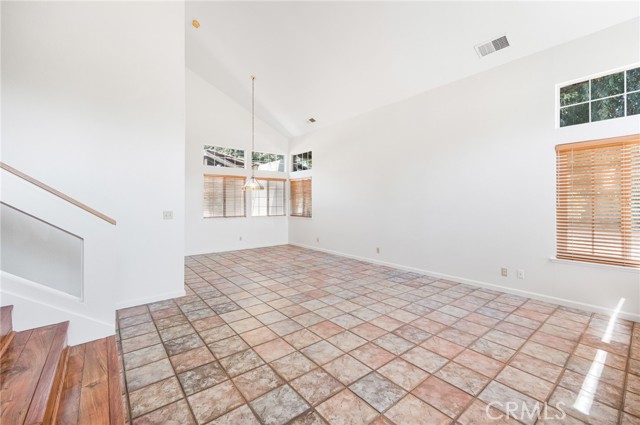 MLS #MC25249782 image #5