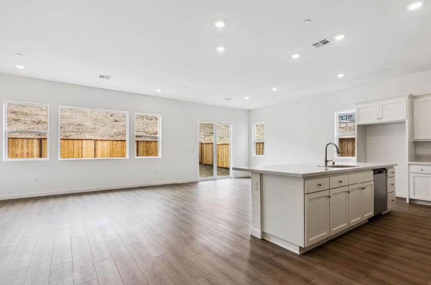 MLS #ML82001800 image #7