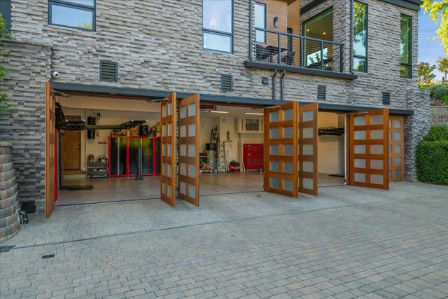 MLS #ML82003703 image #103