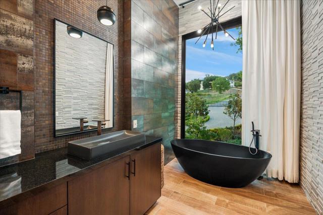 MLS #ML82003703 image #132