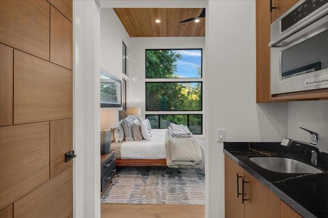 MLS #ML82003703 image #182