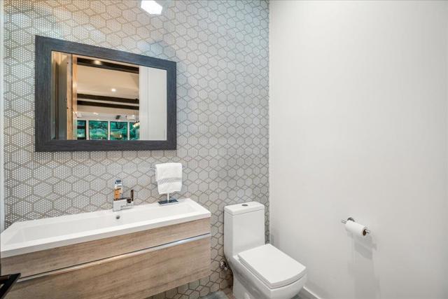 MLS #ML82003703 image #97