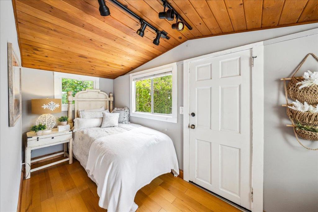 MLS #ML82005024 image #17