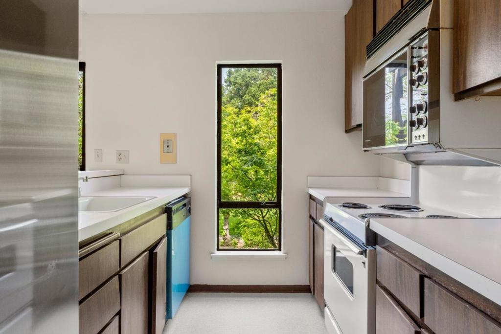 MLS #ML82005400 image #4