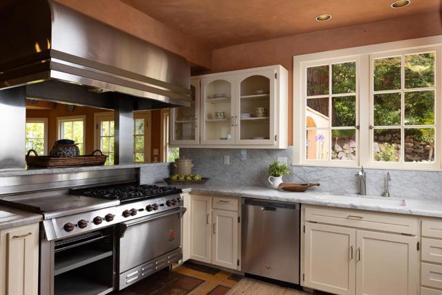 MLS #ML82006876 image #17