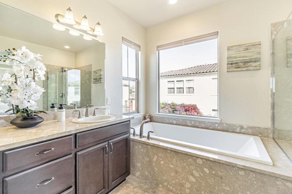 MLS #ML82007497 image #43