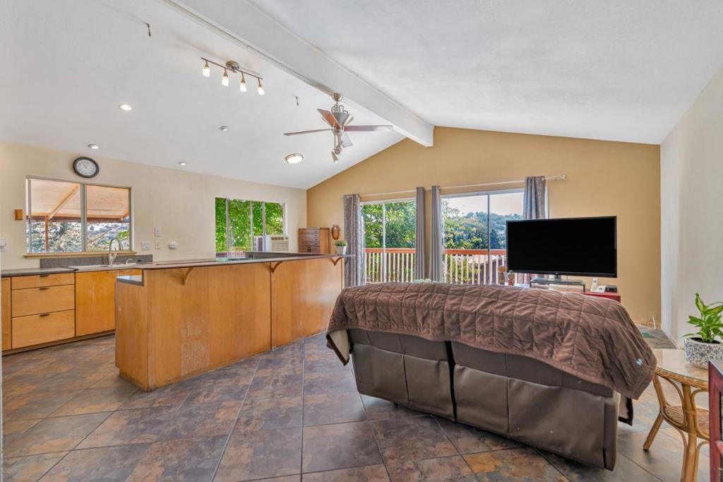 MLS #ML82008571 image #1