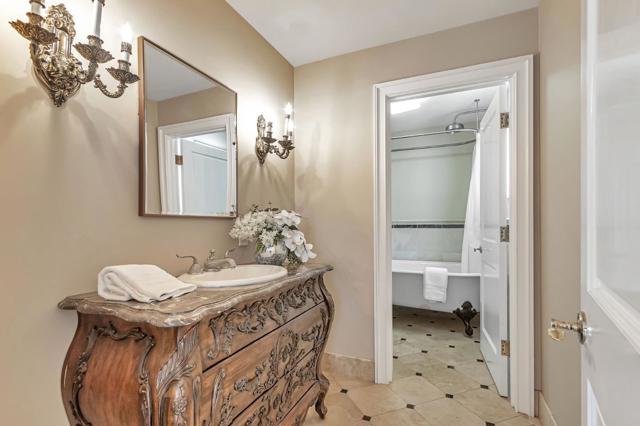 MLS #ML82010691 image #136