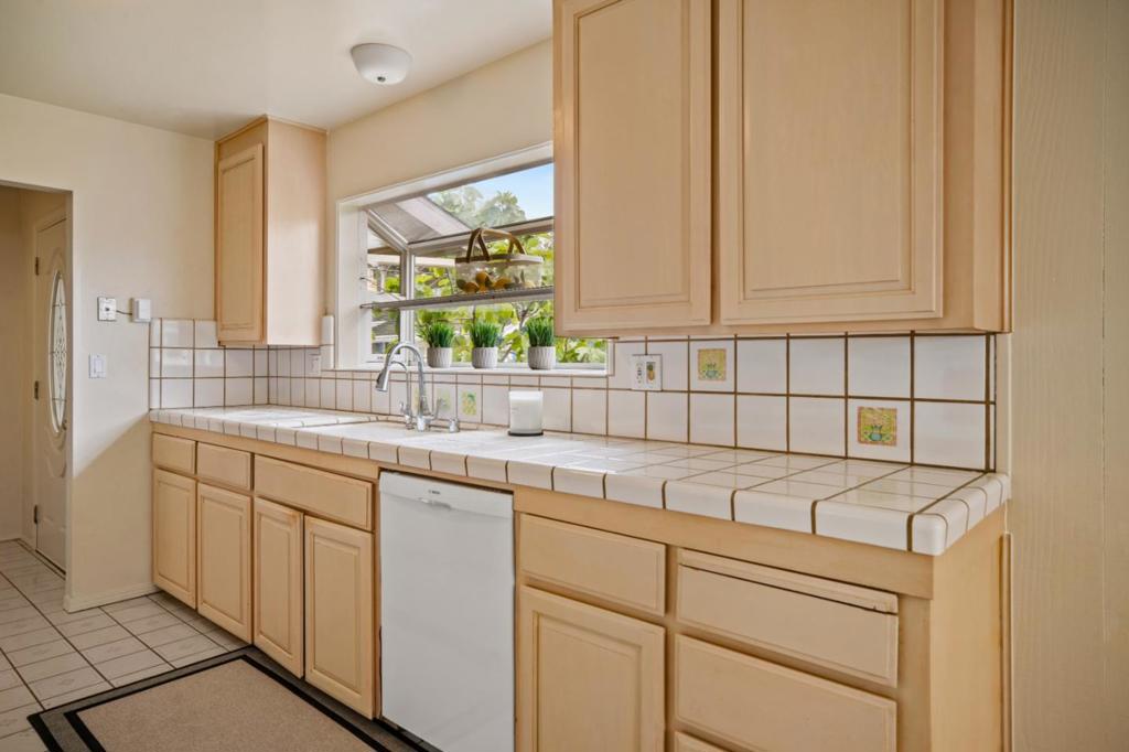 MLS #ML82013651 image #8