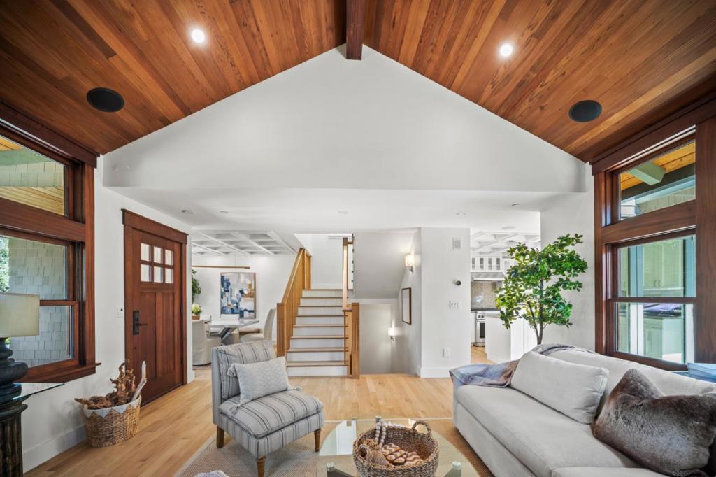 MLS #ML82017762 image #5