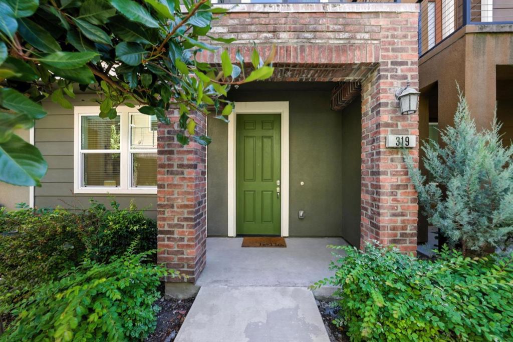 MLS #ML82018599 image #1