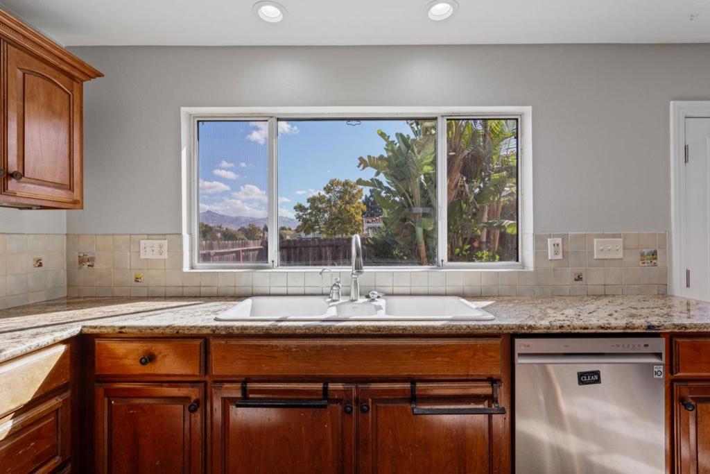 MLS #ML82020232 image #23