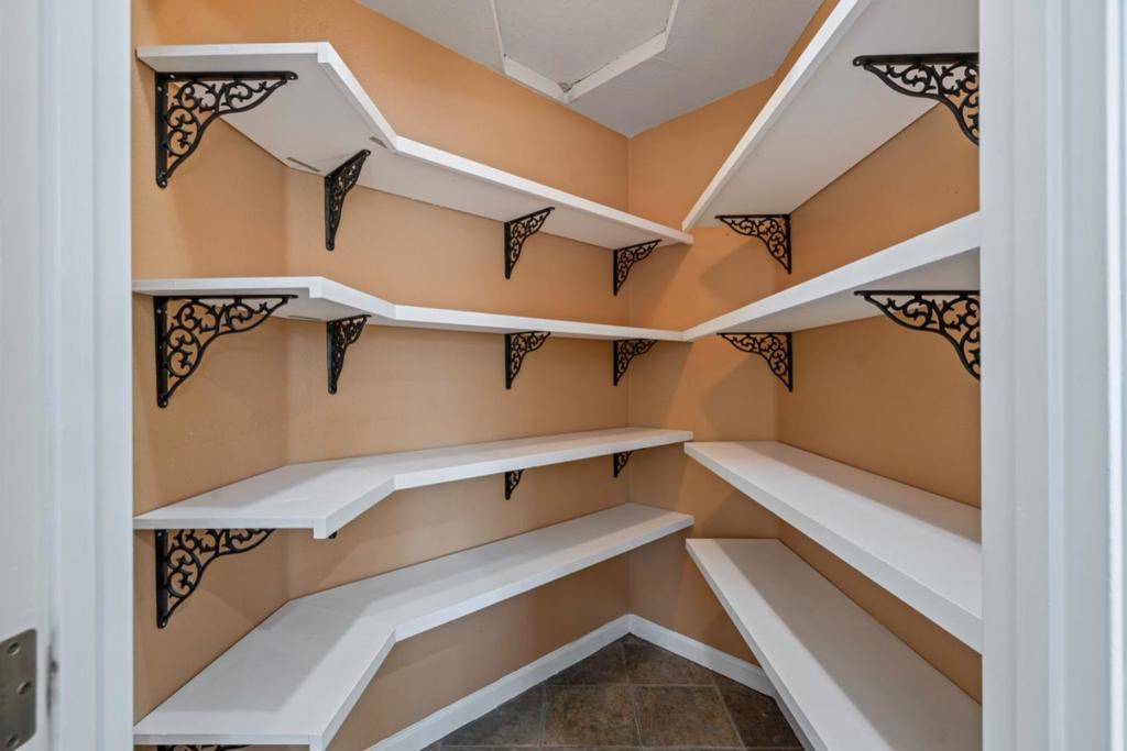 MLS #ML82020232 image #28