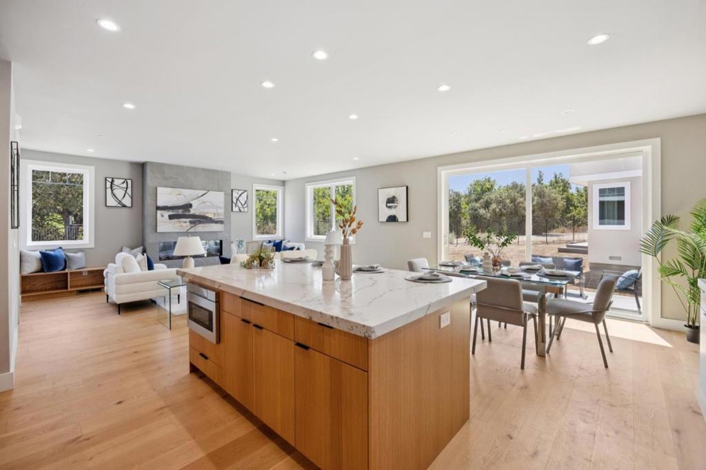 MLS #ML82020582 image #12