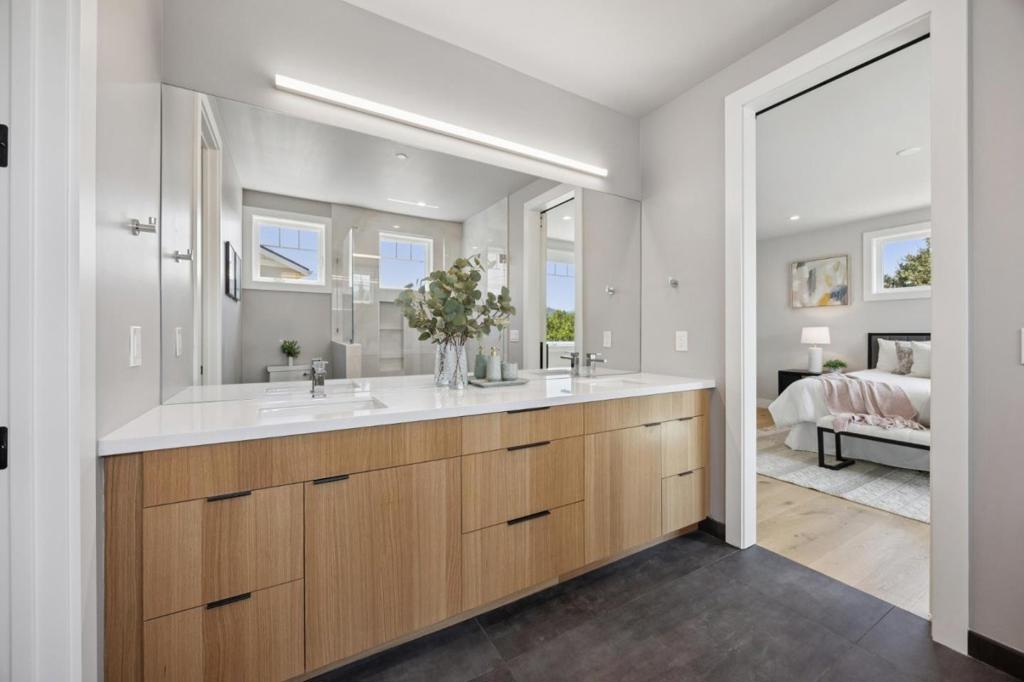 MLS #ML82020587 image #24