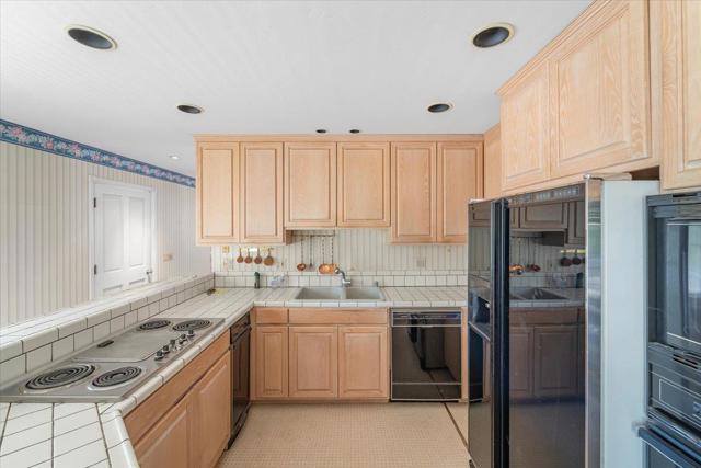 MLS #ML82020591 image #49