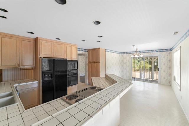 MLS #ML82020591 image #52