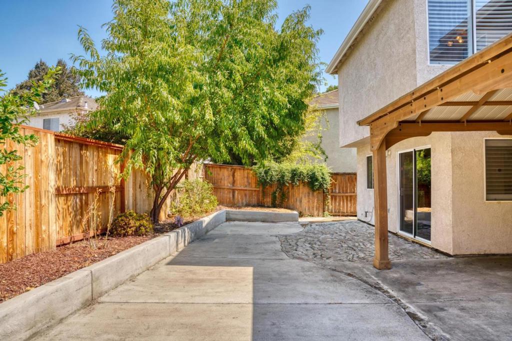 MLS #ML82020732 image #31