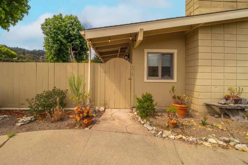 MLS #ML82020735 image #1