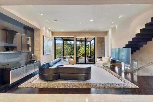 MLS #ML82020905 image #24