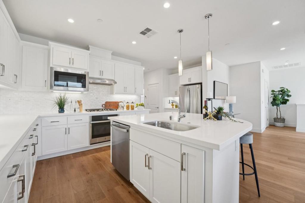 MLS #ML82022050 image #23