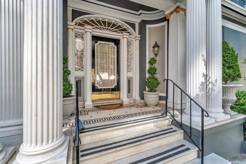 MLS #ML82022997 image #1