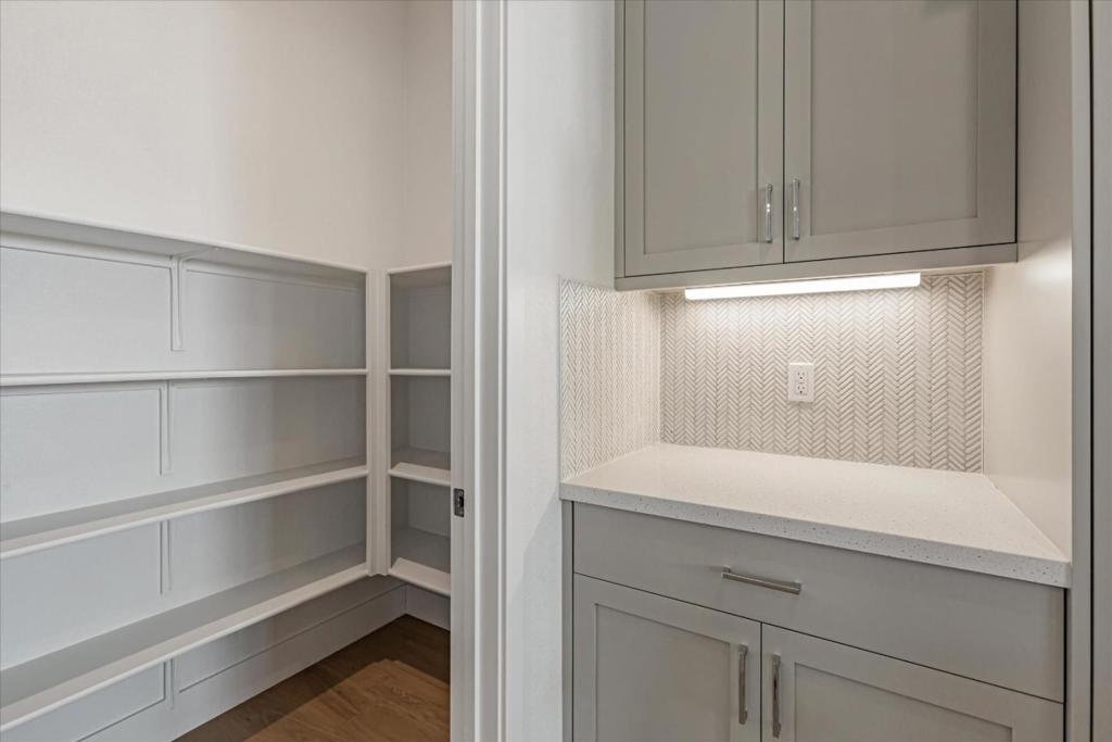 MLS #ML82023350 image #9