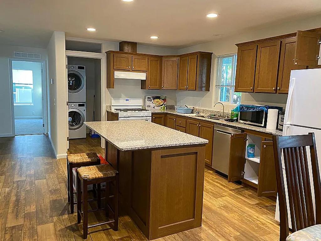 MLS #ML82023944 image #1