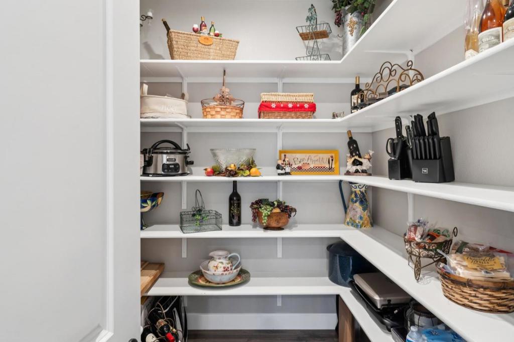 MLS #ML82024253 image #11