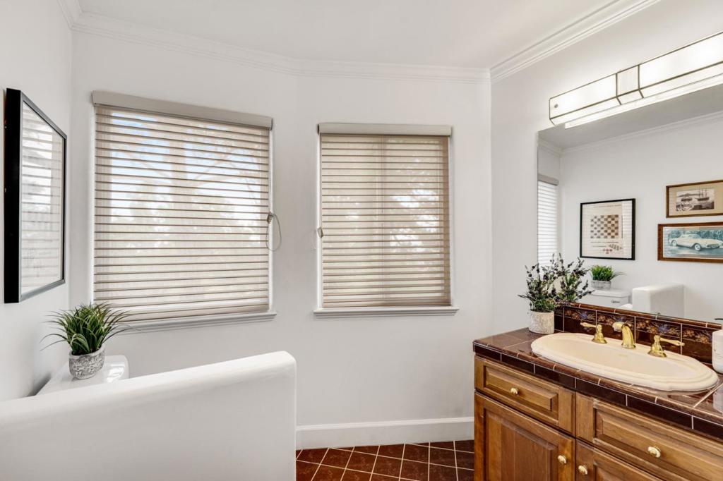 MLS #ML82024411 image #17