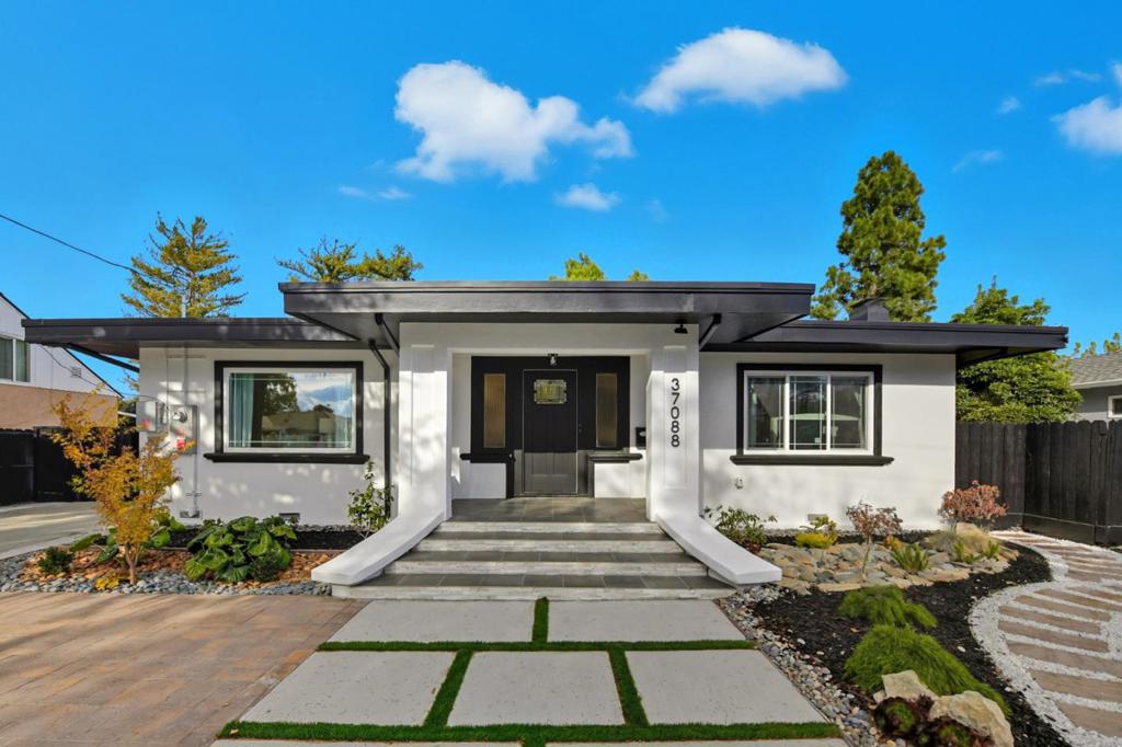 MLS #ML82024906 image #0