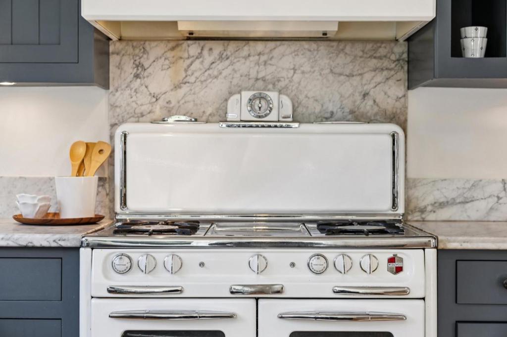 MLS #ML82024933 image #9