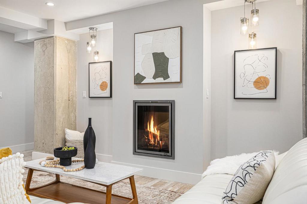 MLS #ML82025031 image #2