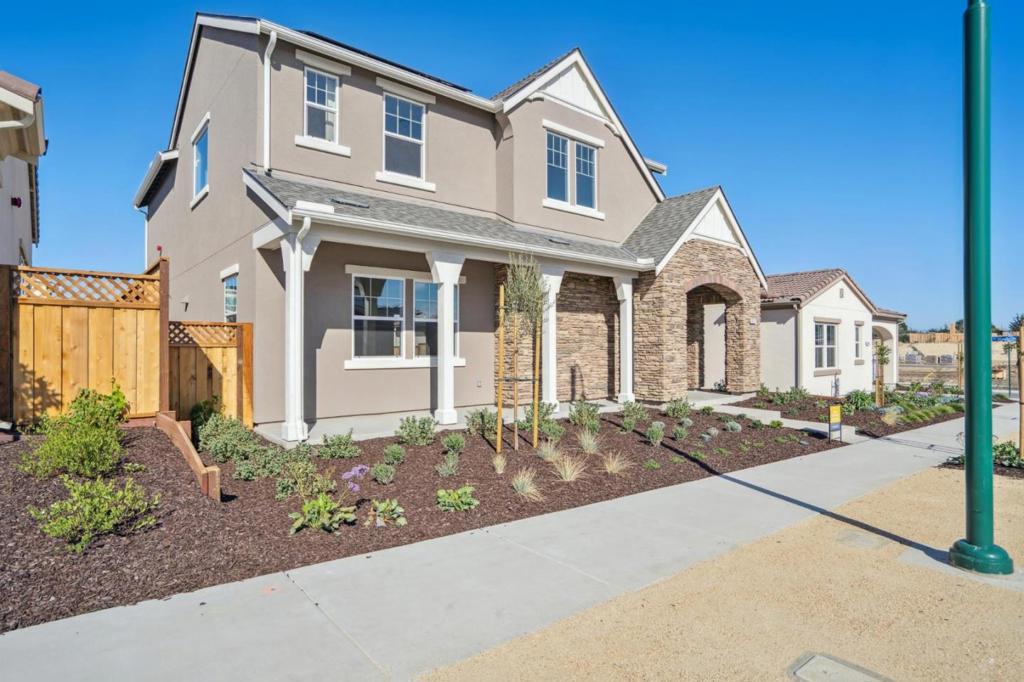 MLS #ML82025040 image #5