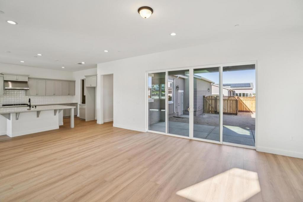 MLS #ML82025040 image #9