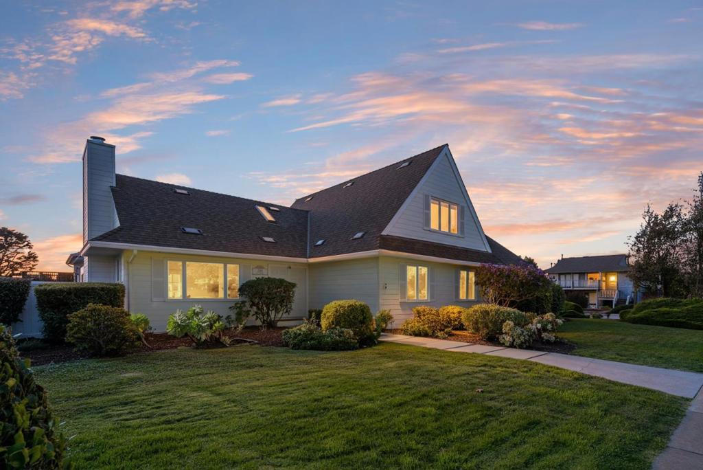 MLS #ML82026240 image #1