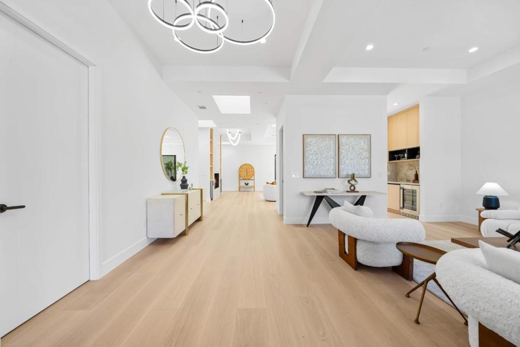 MLS #ML82026392 image #2