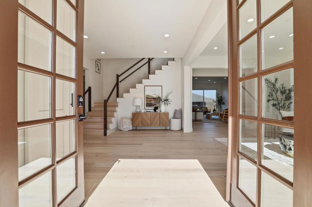 MLS #ML82026536 image #2