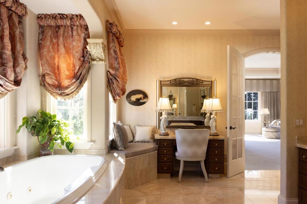 MLS #ML82026590 image #12